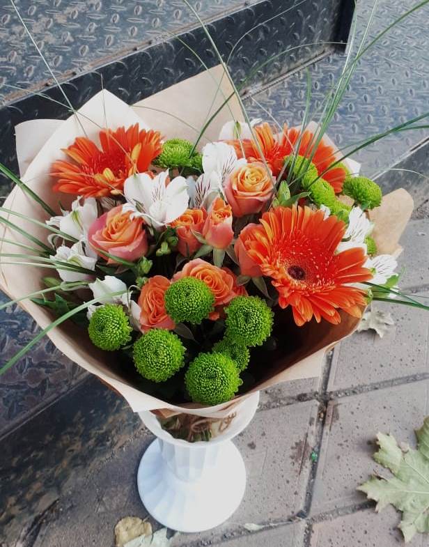Букет цветов из: Герберы, Хризантемы, Альстромерии и Розы в Кузнецке