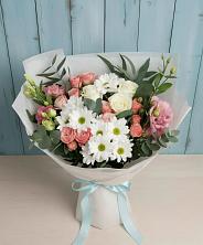 Букет цветов из:  Розы, Лизиантусы и Хризантемы в Кузнецке