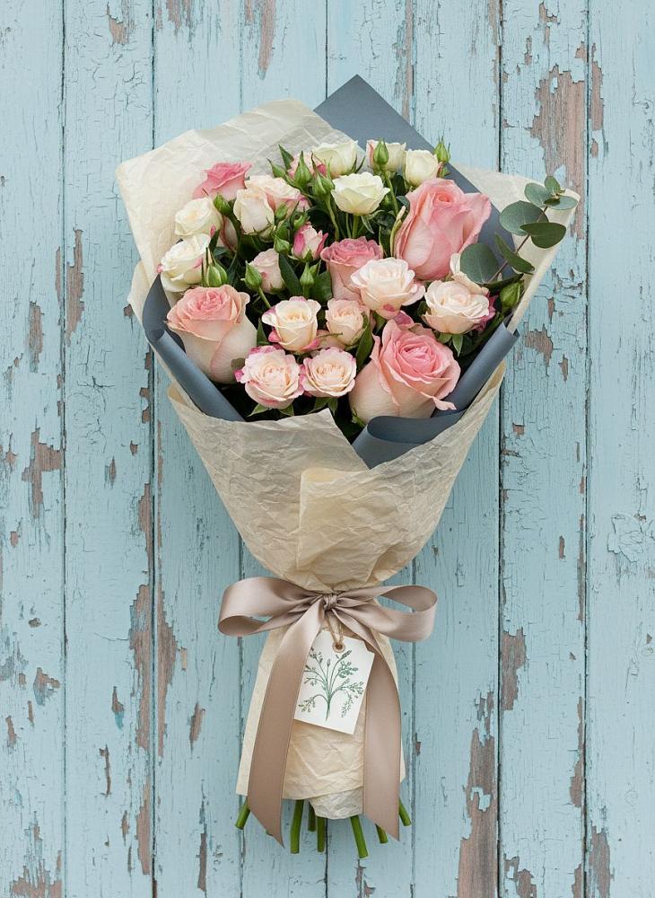 Букет цветов из: Розы в Кузнецке