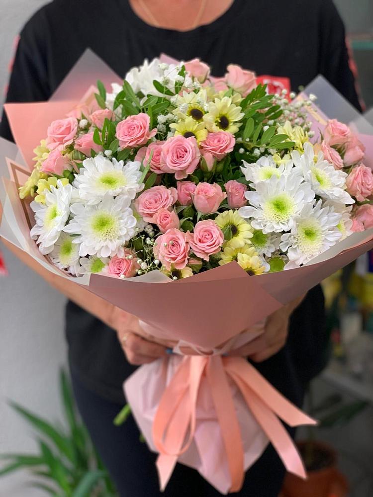 Букет цветов из: Розы и Хризантемы в Кузнецке