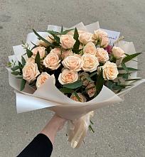 Букет Кремовые розы Латте в Кузнецке