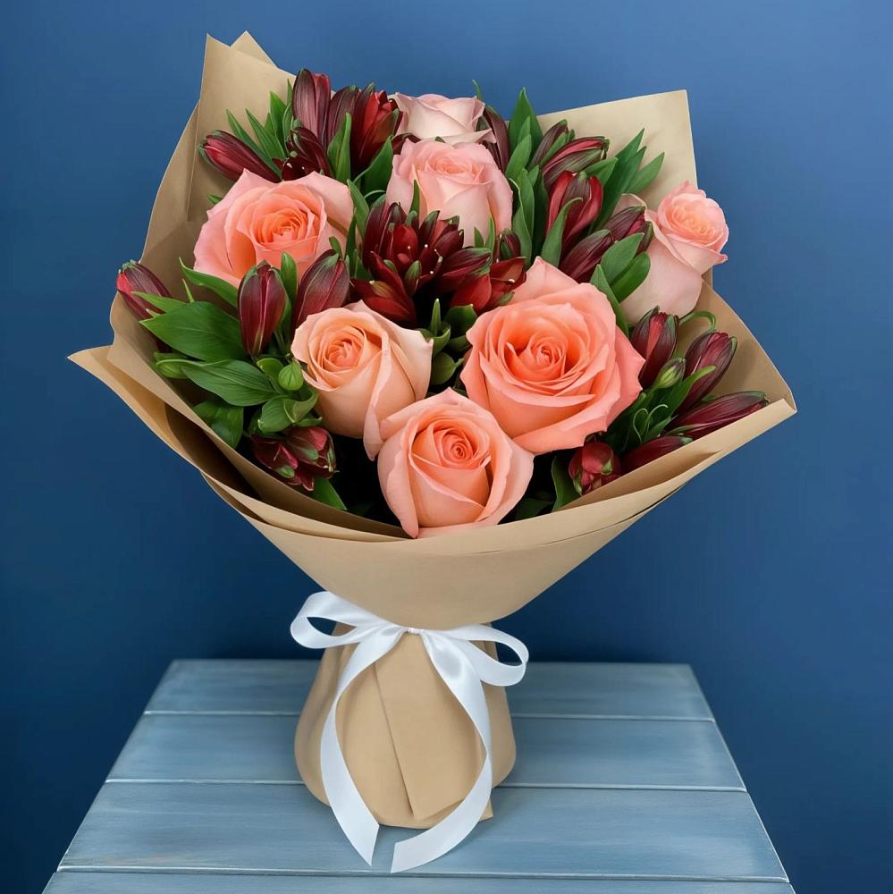 Букет цветов из: Розы и Альстромерии в Кузнецке