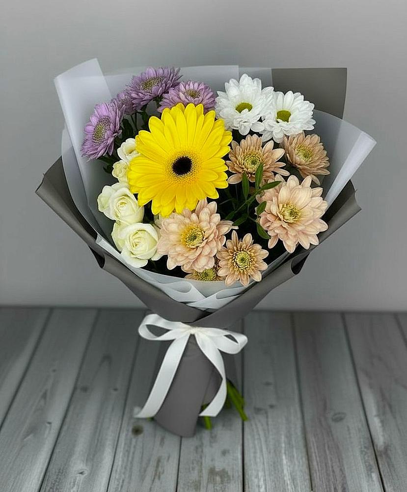 Букет цветов из: Розы, Герберы и Хризантемы в Кузнецке