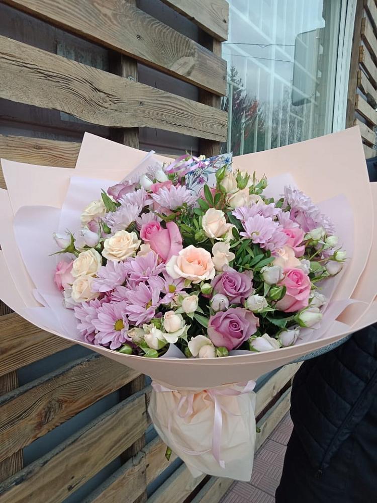 Букет цветов из: Розы и Хризантемы в Кузнецке