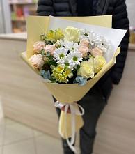 Букет цветов из:  Альстромерии, Розы и Хризантемы в Кузнецке