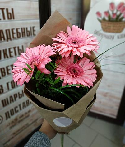 Букет цветов из: Герберы в Кузнецке