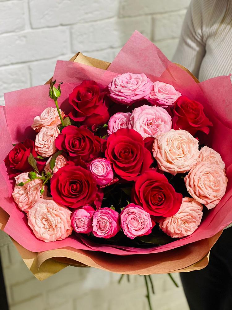 Букет цветов из: Розы в Кузнецке