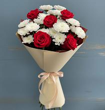 Букет цветов из:  Розы и Хризантемы в Кузнецке