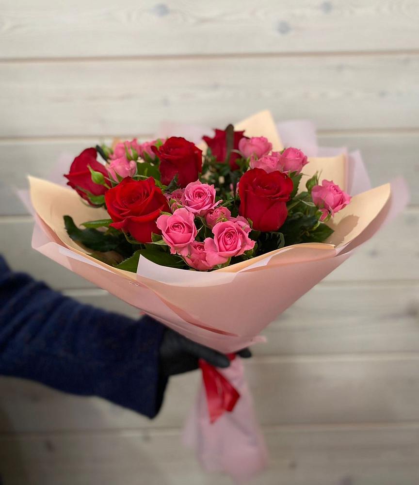 Букет цветов из: Розы в Кузнецке